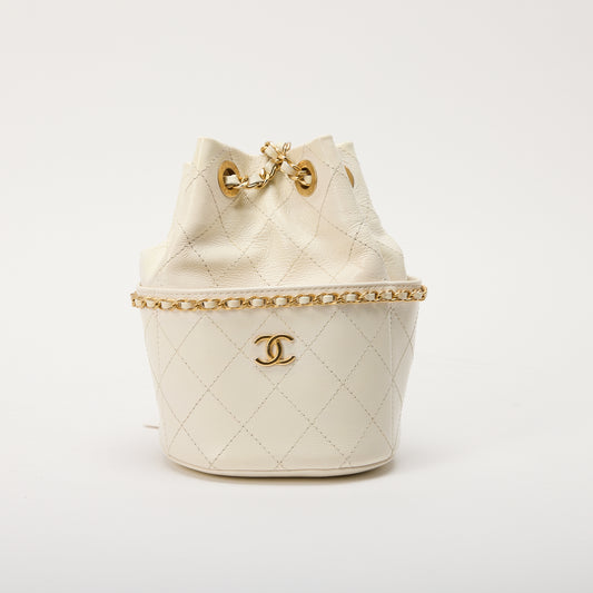 Chanel CC Drawstring Bucket Bag Quilted Caviar Small White Vintage Detail Chain